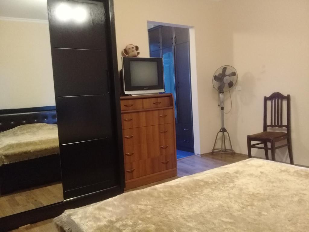 Guest House Gikacha Tiflis Exterior foto